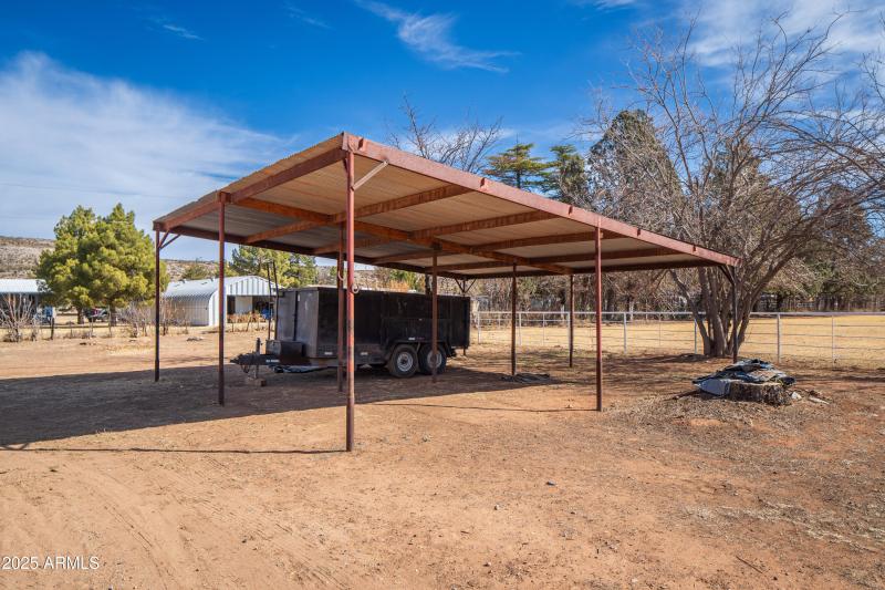 JL_4000WMahoneyRd-exteriors-09