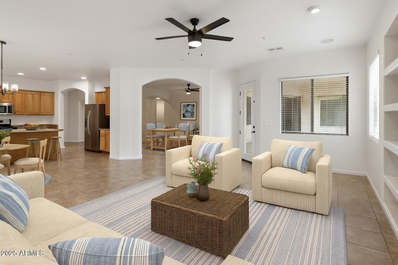 3111 E Canyon Creek