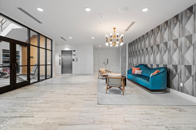 24-Community Lounge