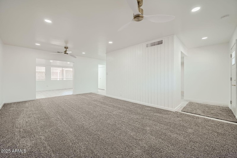 12021 North Riviera Court - Web Quality