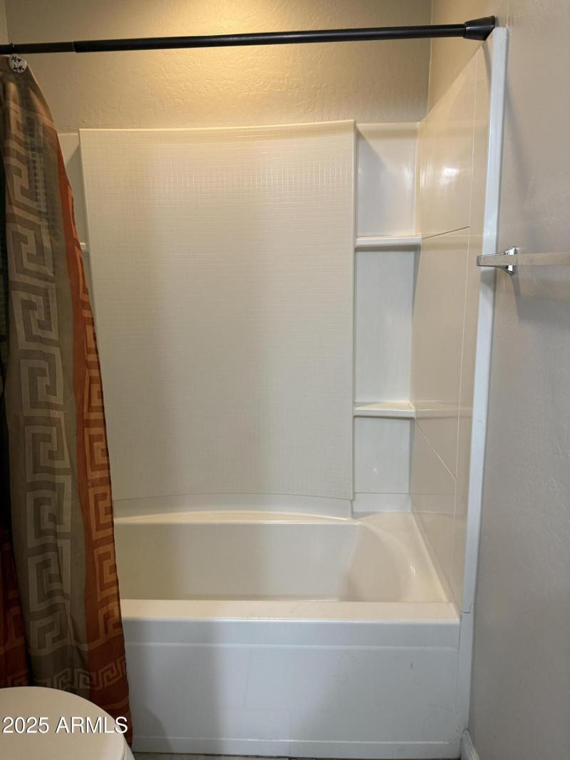 Bathroom 2.2
