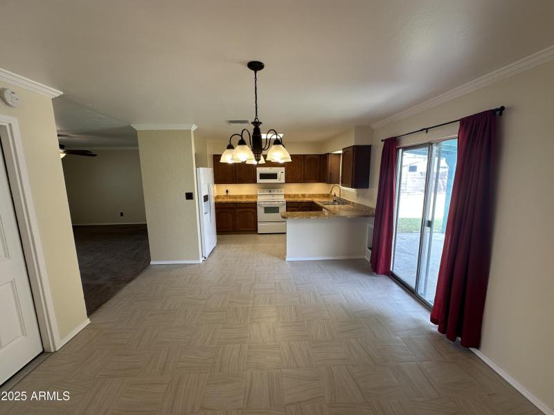 Dining Room/Kitchen