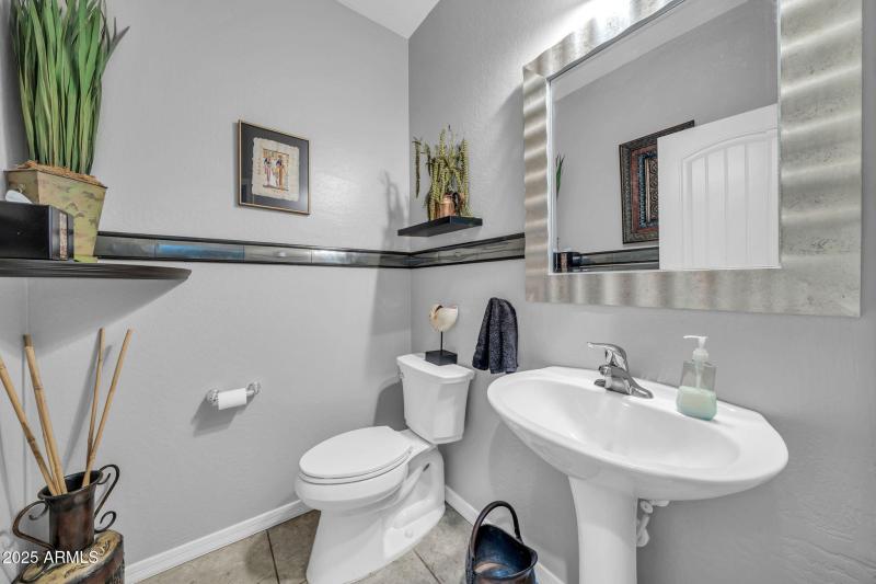 Powder room