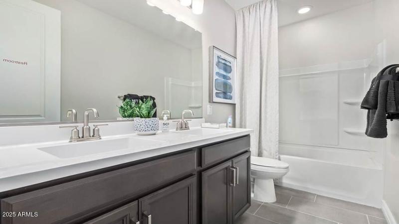 11320 N 168 DR
