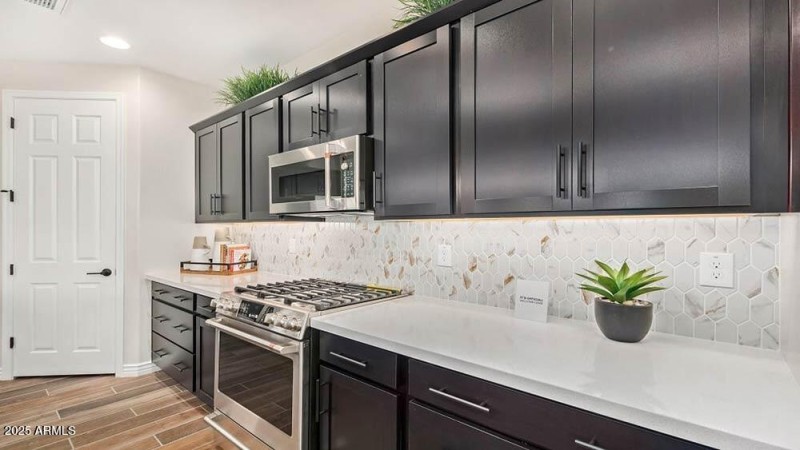 11320 N 168 DR