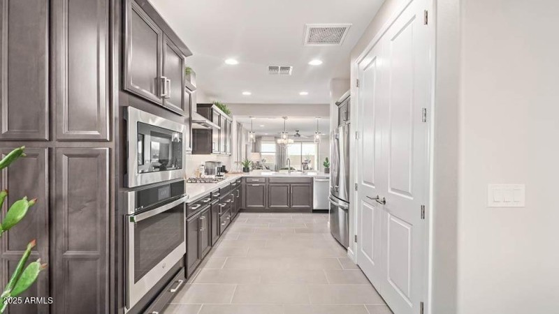 11320 N 168 DR