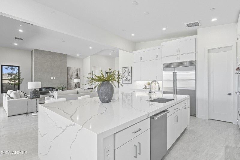 Waterfall Edge Quartz Countertop