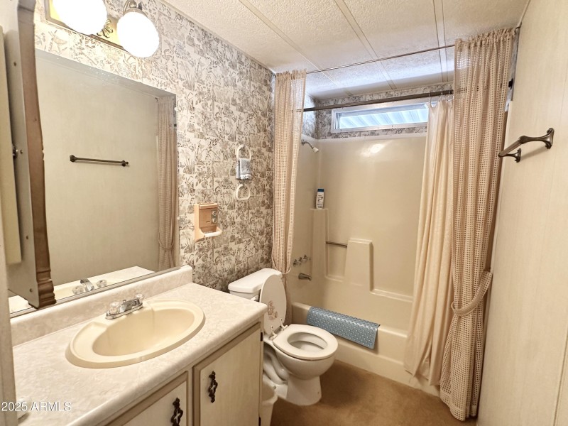 2ND BATHROOM