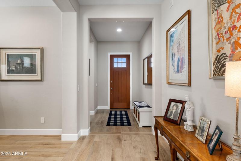 4-Foyer