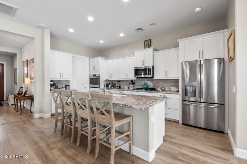 13-Kitchen_1