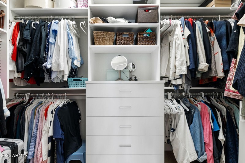 20-Primary Closet