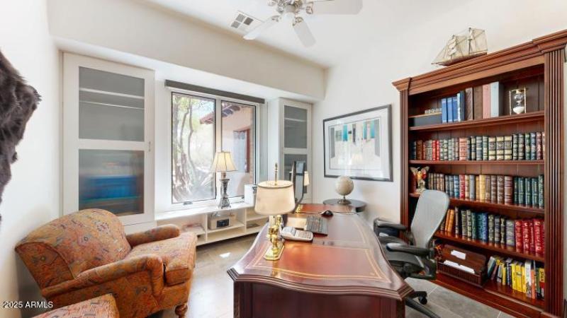 GUEST BEDROOM/OFFICE