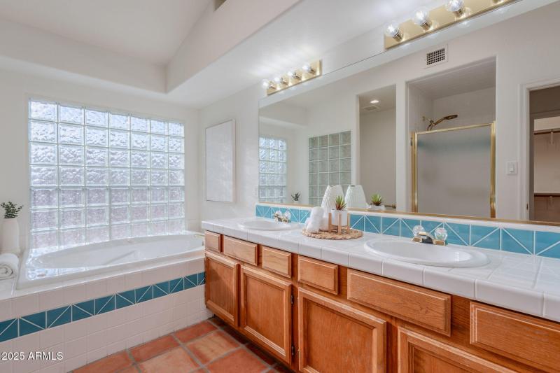 28-web-or-mls-Waltann-28