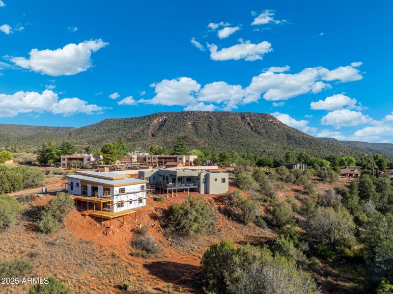 327 Suncliffe and Background 2