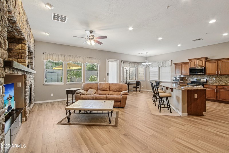 10-print-S 184th Ave-S1609-010