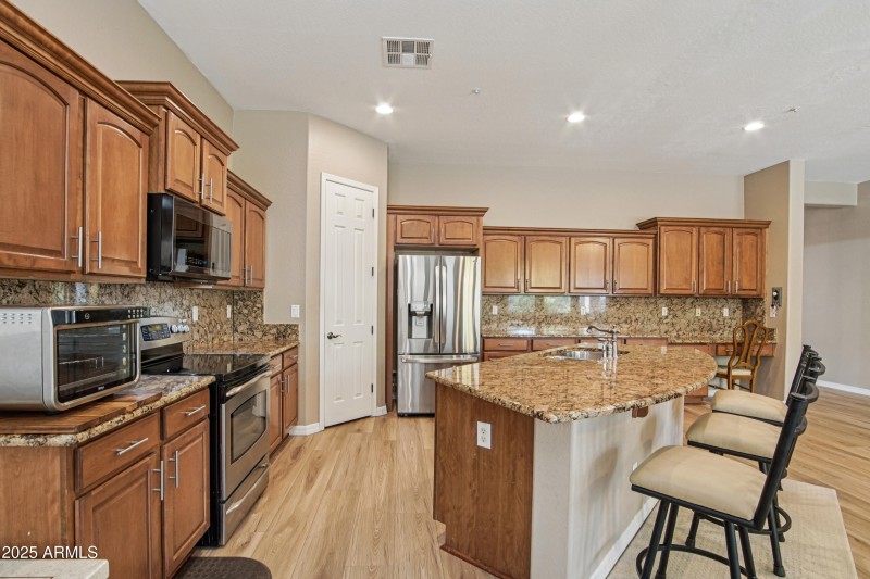 15-print-S 184th Ave-S1609-015