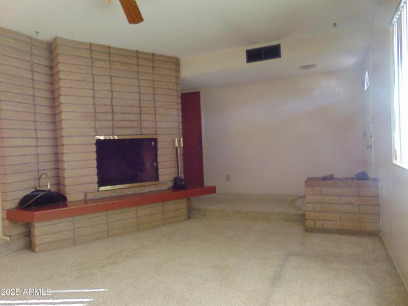 Entry Area flows over