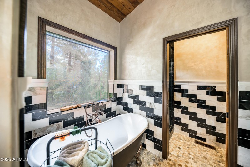 17385 Mountain Side Pl (38 of 49)