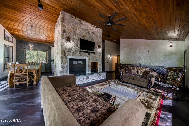 17385 Mountain Side Pl (43 of 49)