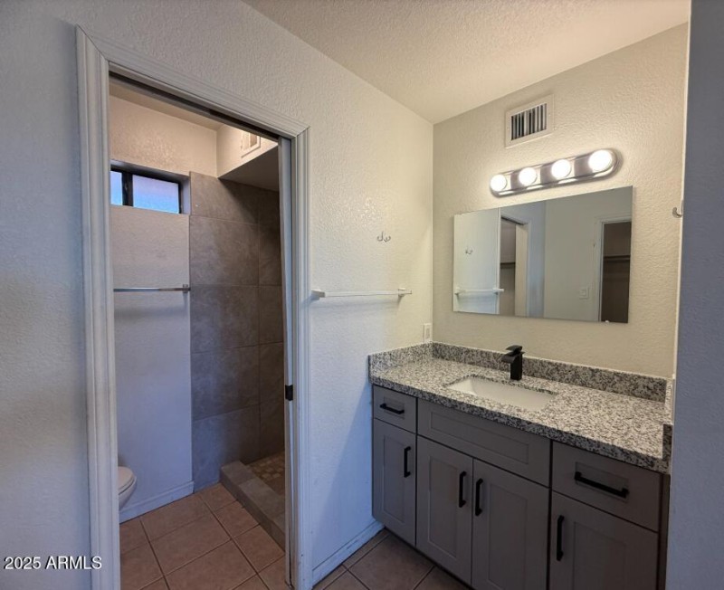 Screenshot 2025-09-16 184500