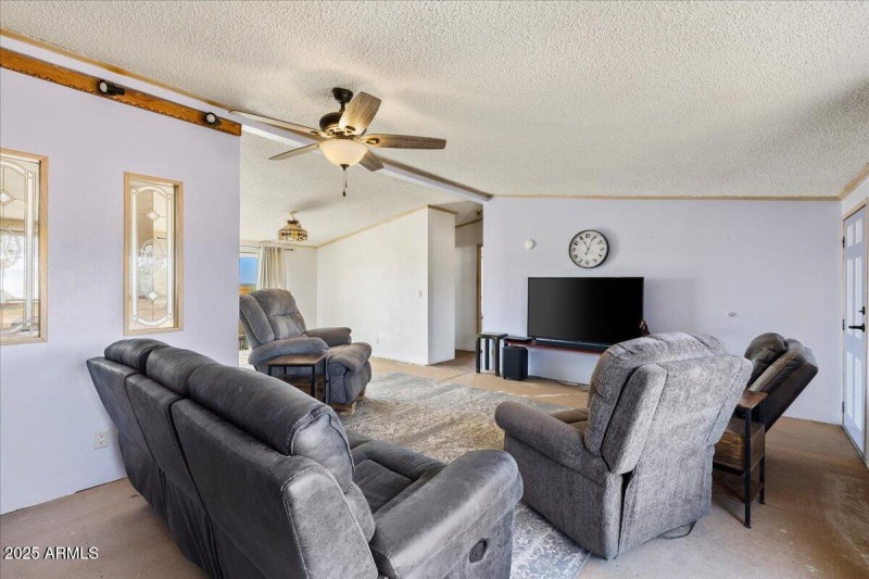 06-Living Room