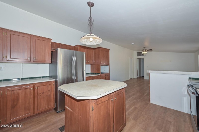 Kitchen-Island