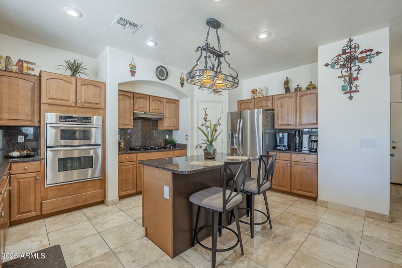 18-Kitchen