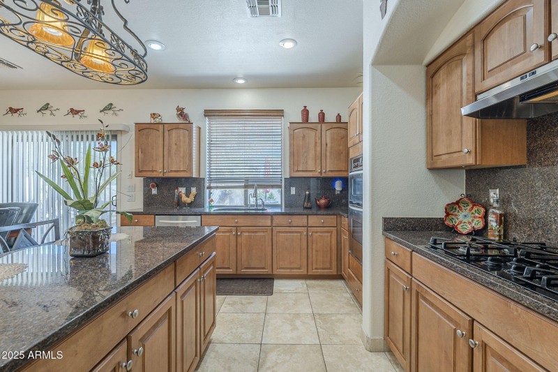 21-Kitchen