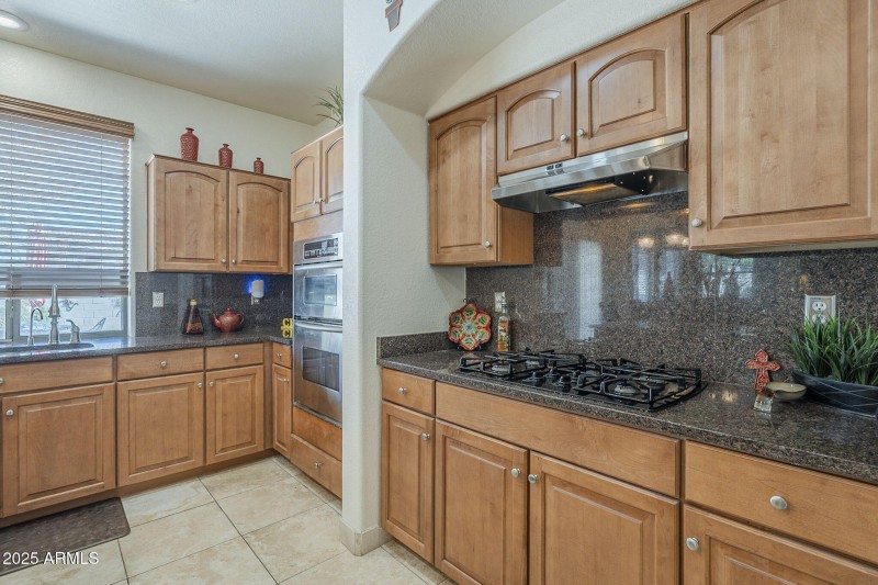 23-Kitchen