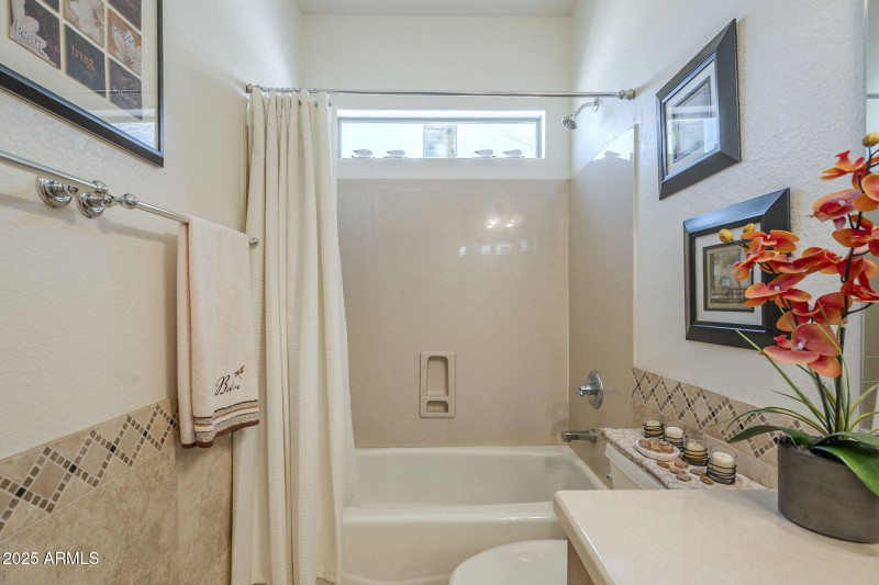 47-Bathroom 3