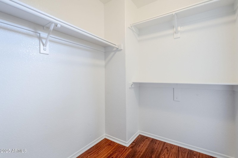 39-web-or-mls-Lindsay-39