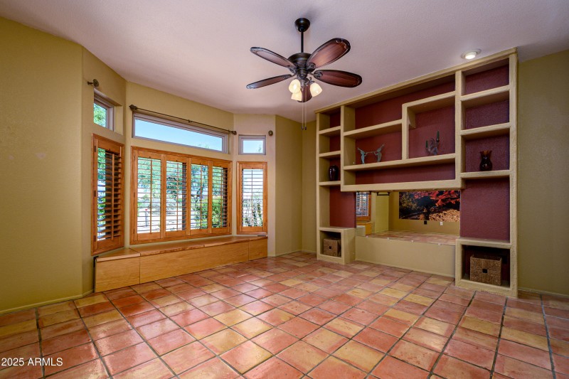 Main Suite with Bay Window