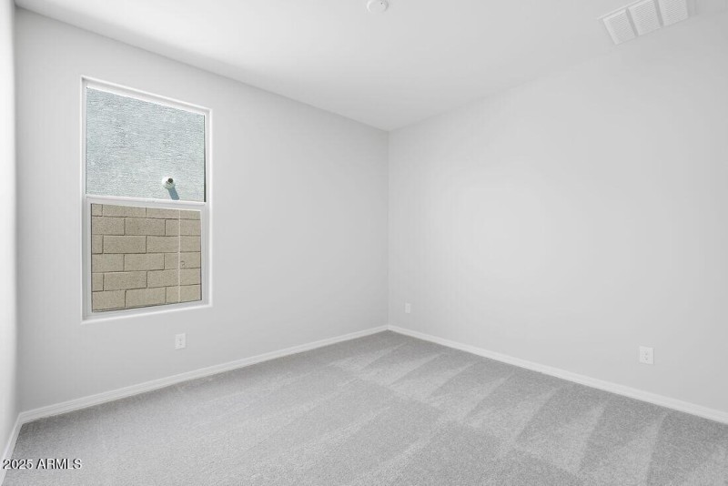 17118 W HACKAMORE Drive - Ready Now!