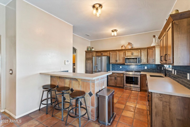 16-Kitchen