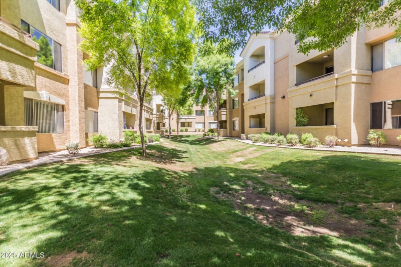 27 Cave Creek