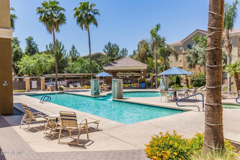 28 Cave Creek
