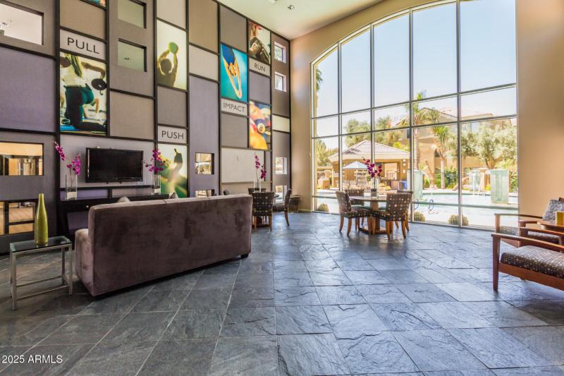 33 Cave Creek