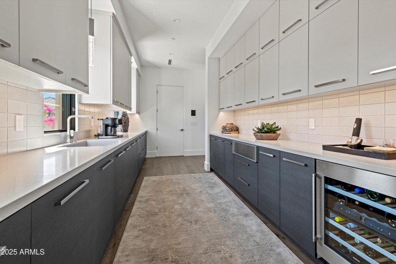 Back Kitchen 1