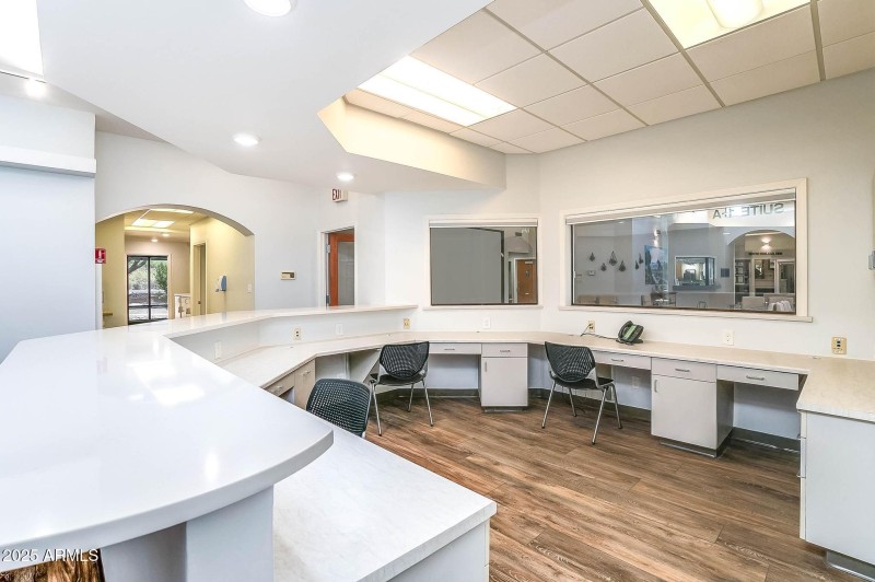 Suite 1 | Reception