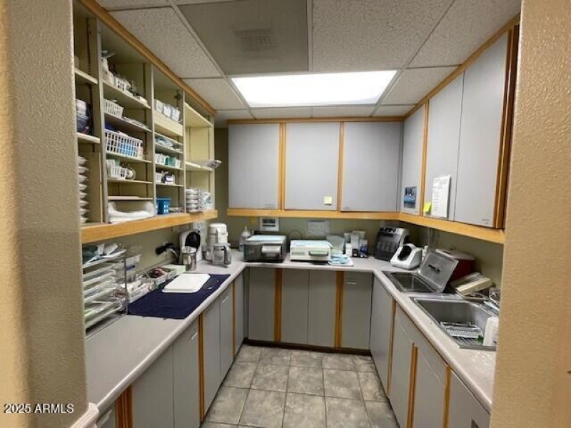 Suite 4 | Lab