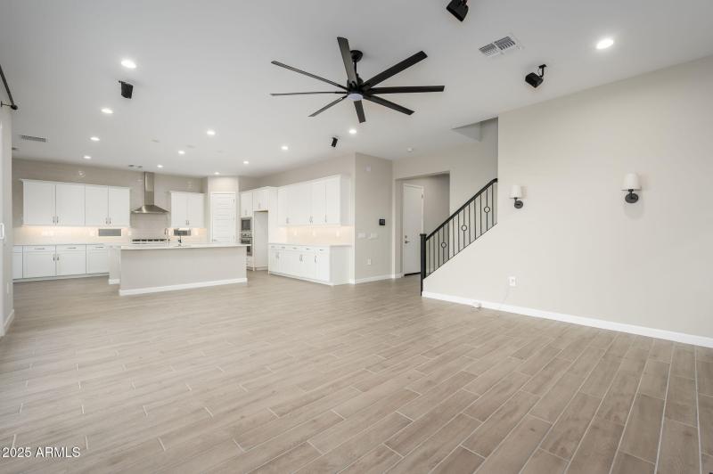 24-web-or-mls-59th-23