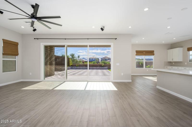 25-web-or-mls-59th-24