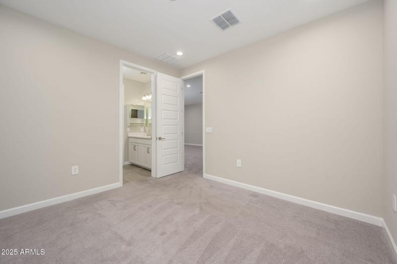 44-web-or-mls-59th-43