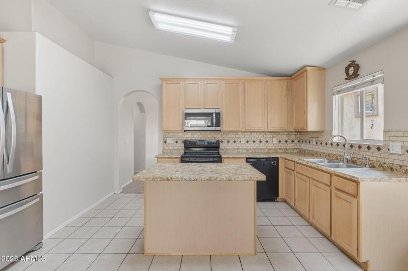 15-web-or-mls-Carter-15