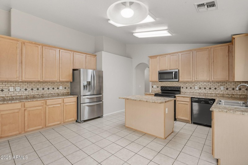 19-web-or-mls-Carter-19