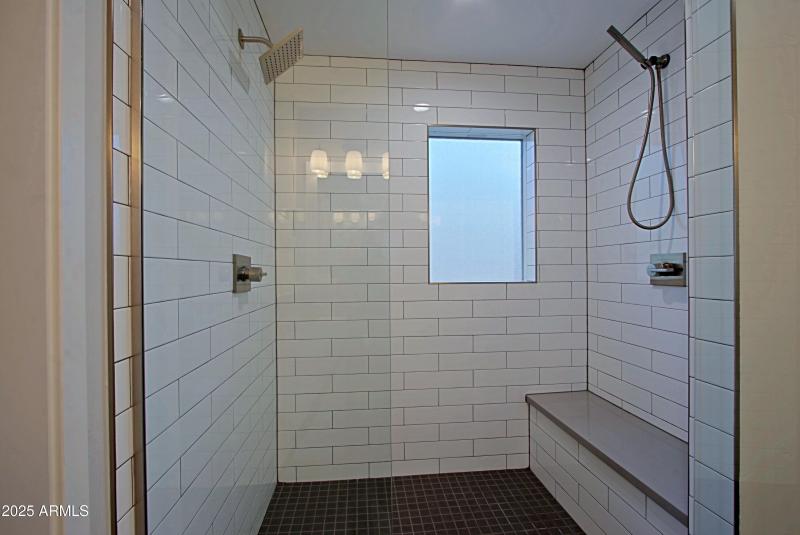Master Bath - Large Walk-in Shower