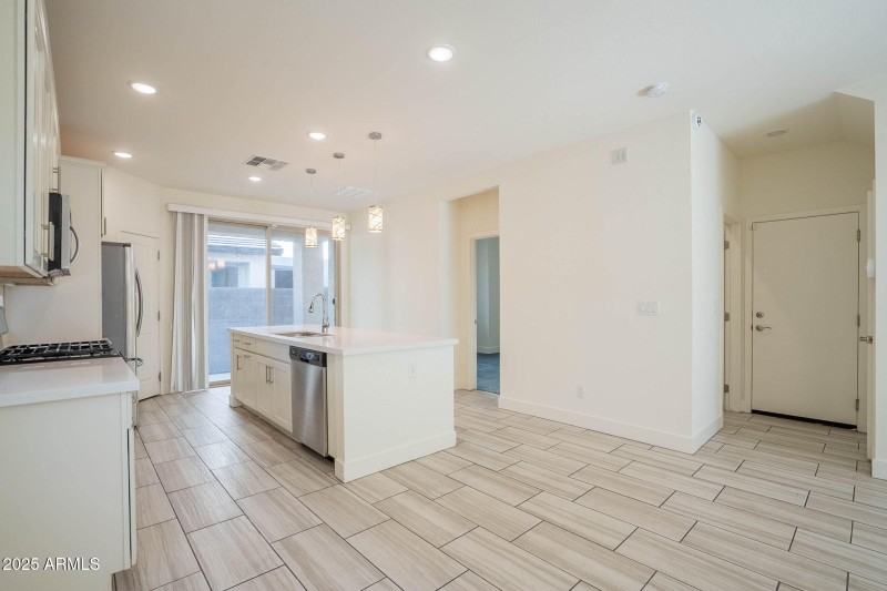 10-web-or-mls-Tune-10