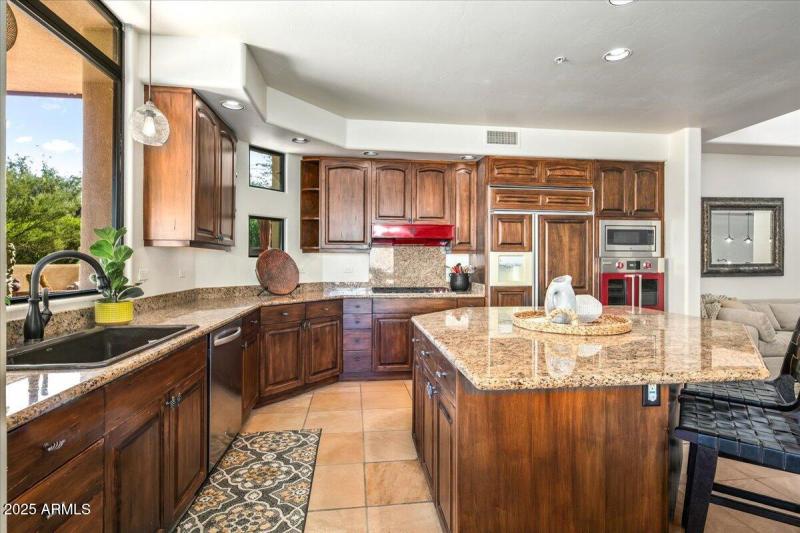 09-Kitchen Details