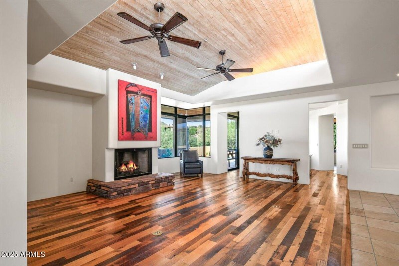 18-Living Room Views