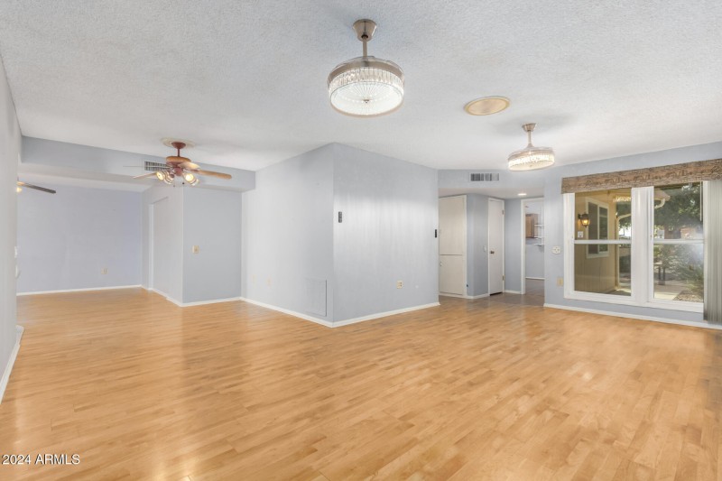 12 - Stonebrook 13318